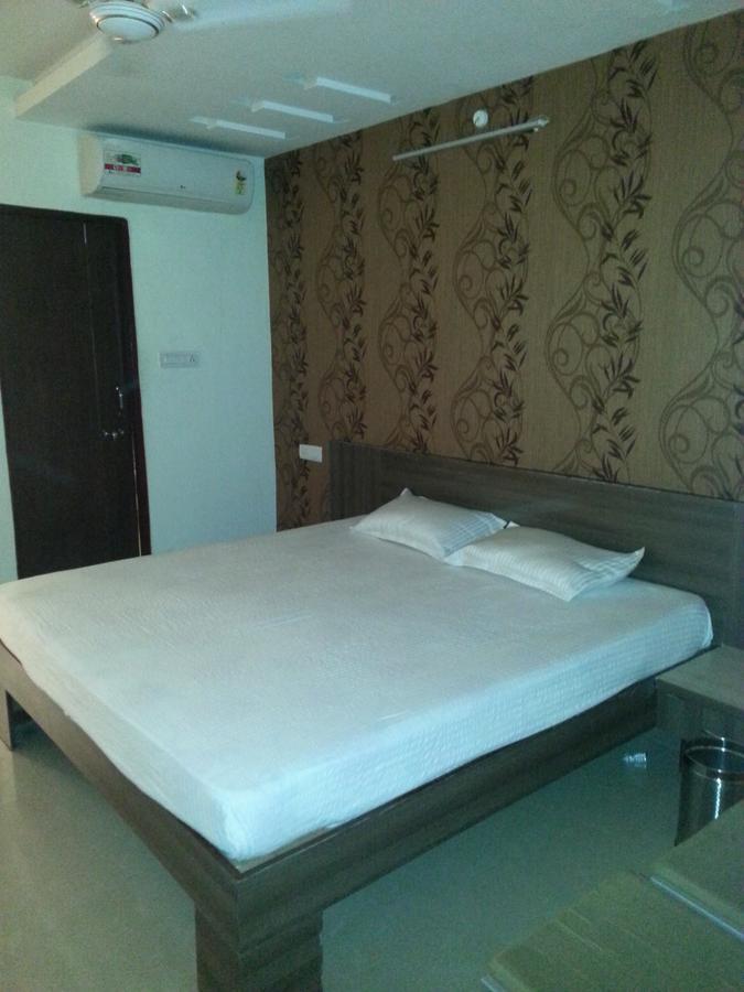 Sanskar Upvan Bhopal Esterno foto